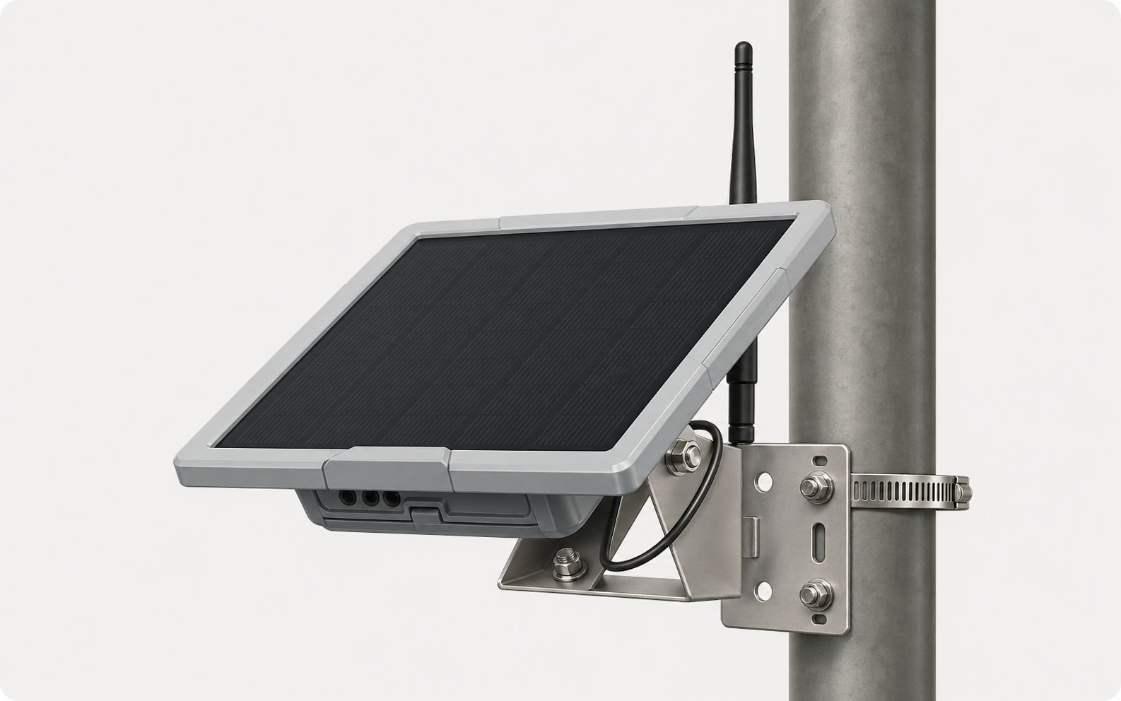Illustration eines Farm-Mesh Solar-Repeaters am Mast mit Edelstahlhalterung